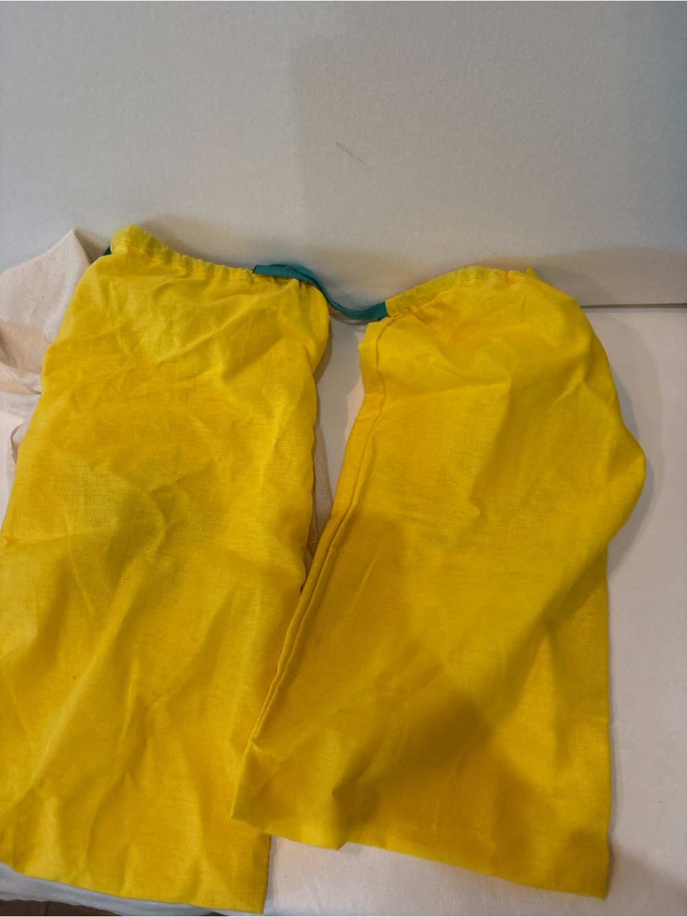 Gucci Adidas Collaboration Yellow Drawstring Dust Shoe bags Special Edition - Picture 2 of 3